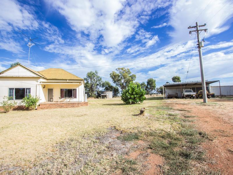 123 Red Hill Road, Narrandera, NSW 2700