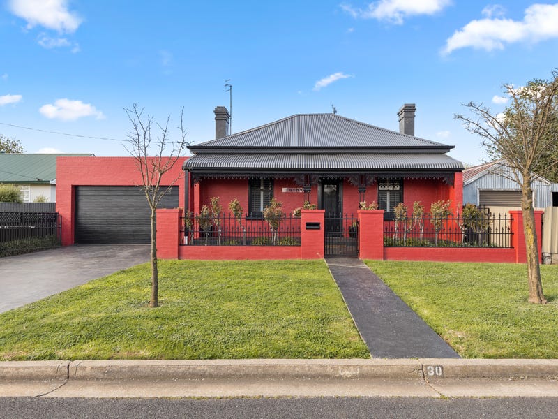 30 Cowper Street, Crookwell, NSW 2583