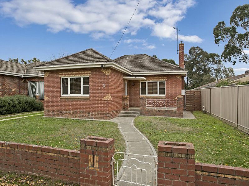 9 Weeroona Avenue, Bendigo, Vic 3550 Property Details