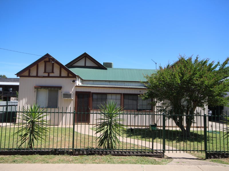 82 Hampden Avenue, North Wagga Wagga, NSW 2650