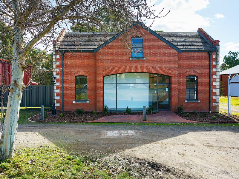 Real Estate & Property for Sale in Castlemaine, VIC 3450