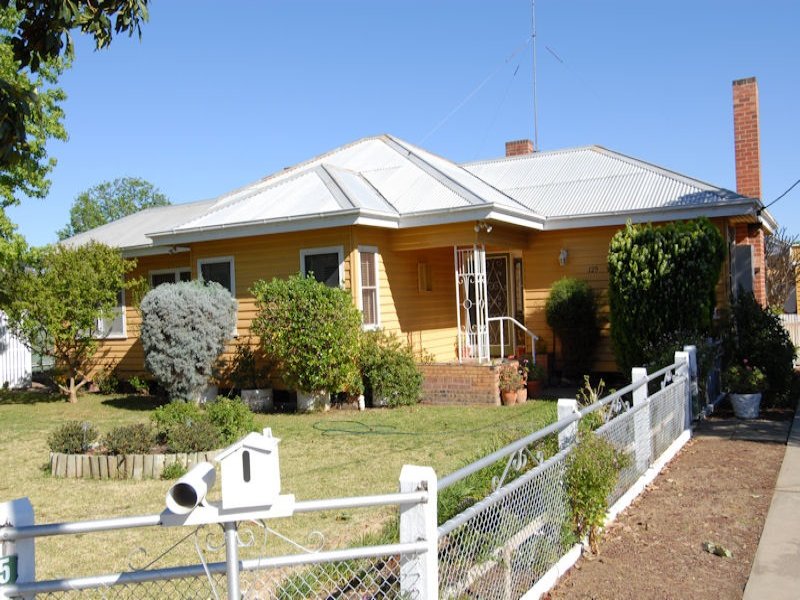 125 Wellington Street, Deniliquin, NSW 2710