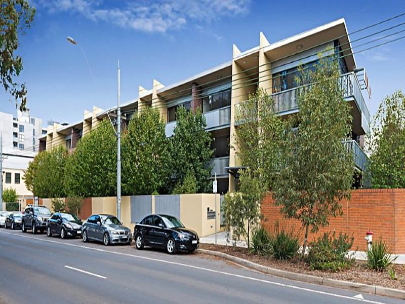 14/7074 Brunswick Road, Brunswick, Vic 3056 Property Details