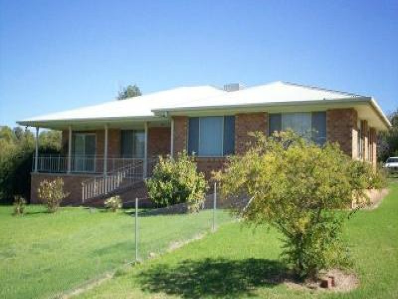 23 Camp Street, Eugowra, NSW 2806 Property Details