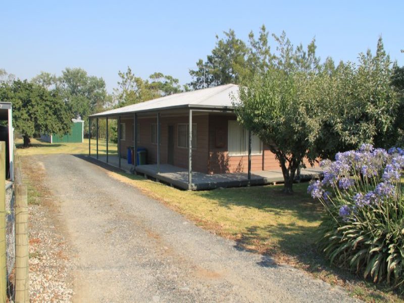 5 Bayview Road, Tooradin, Vic 3980 Property Details