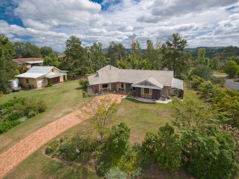 2 Jancy Court, Samford Valley, QLD 4520