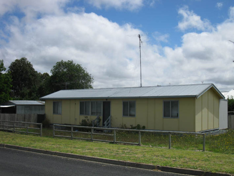 18 Coombe Street, Nangwarry, SA 5277 Property Details