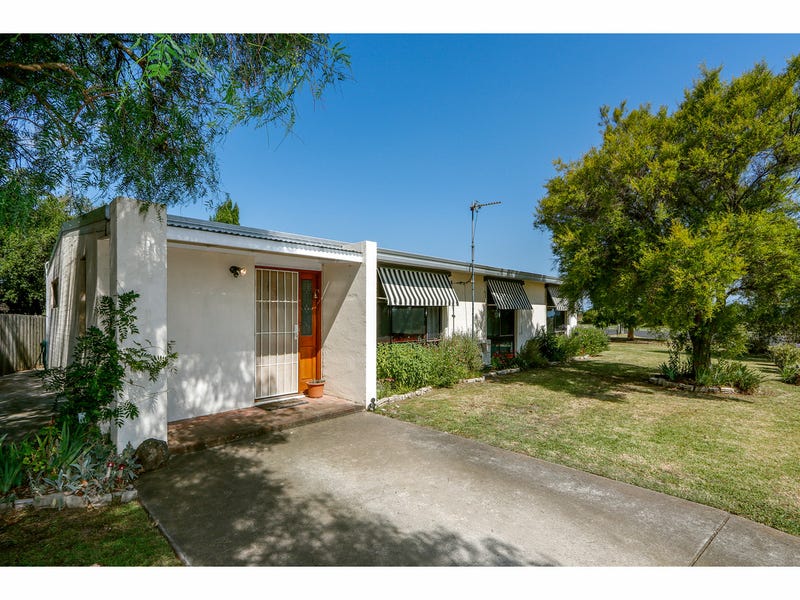 2 Wellsford Street, Stratford, Vic 3862 Property Details