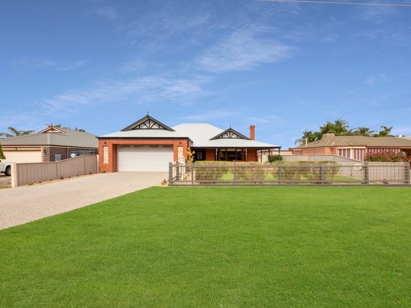 118 Woods Road, Yarrawonga, Vic 3730 Property Details