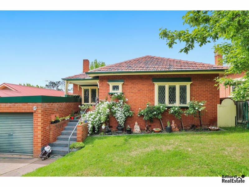 224 Peel Street, Bathurst, NSW 2795 Property Details