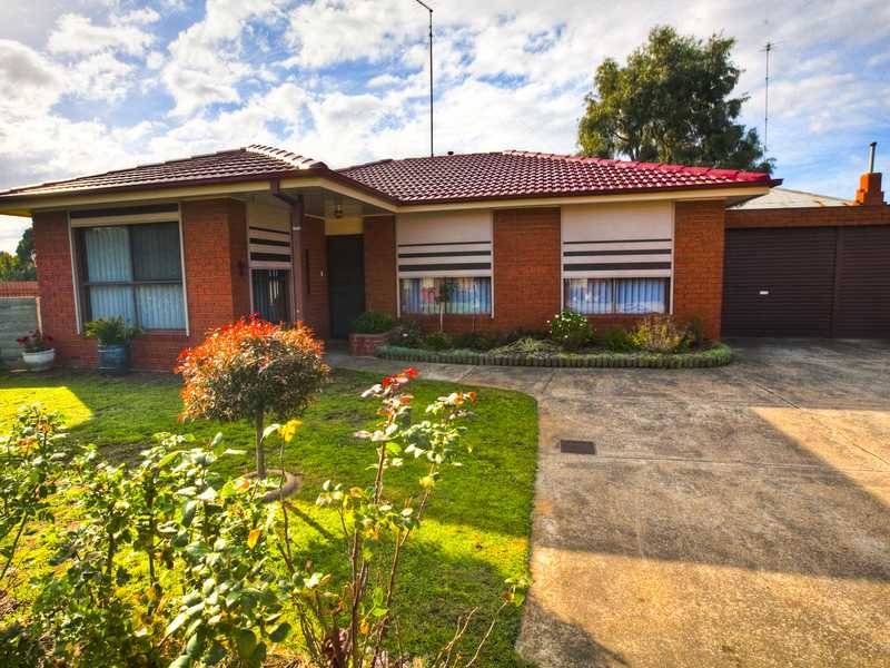 2/12 Rubicon Street, Sebastopol, Vic 3356 Property Details