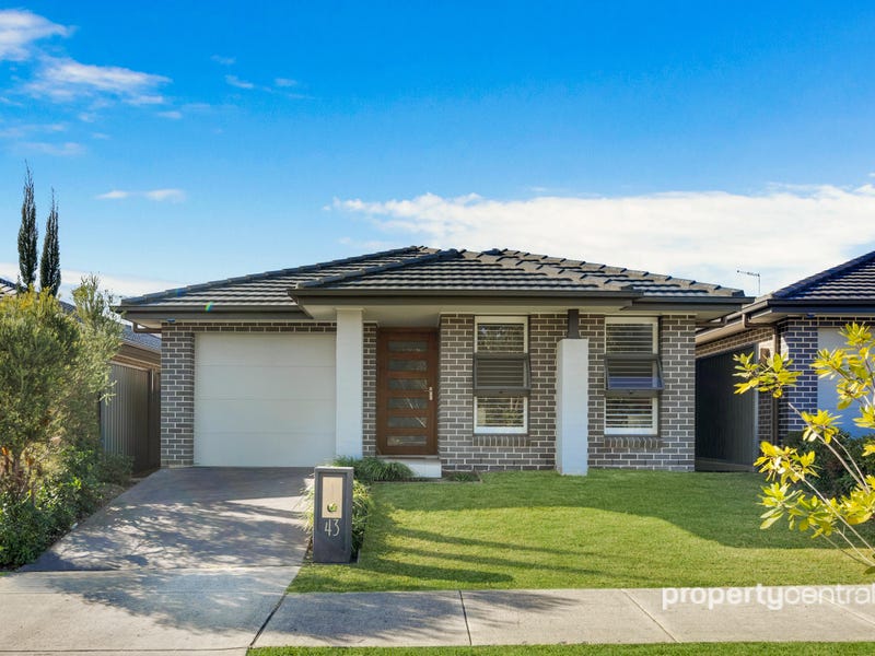 43 White Cedar Avenue, Claremont Meadows, NSW 2747