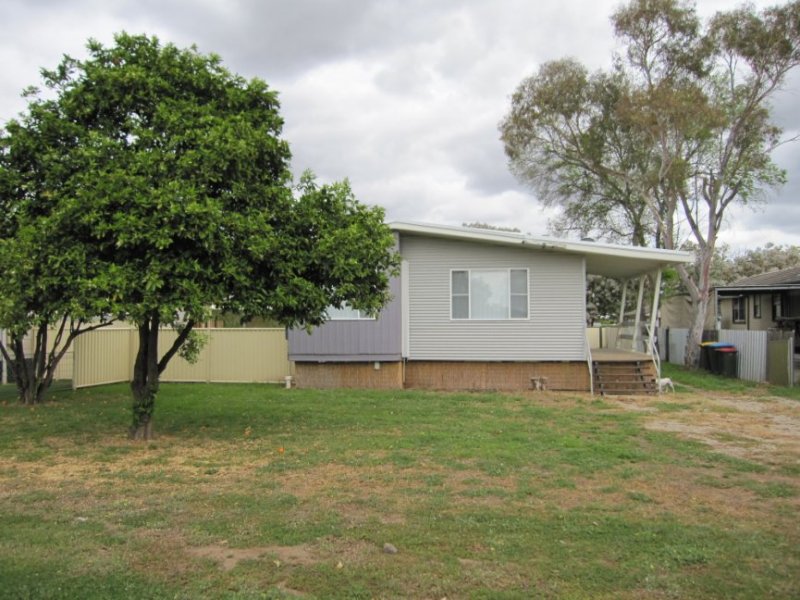 94 Boundary Street, Wee Waa, NSW 2388