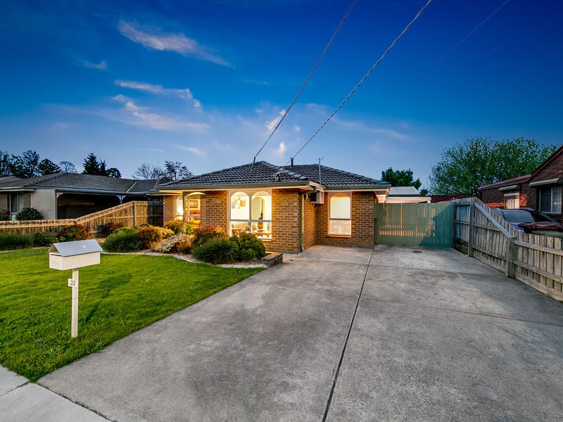 37 Dearing Avenue, Cranbourne, Vic 3977 Property Details