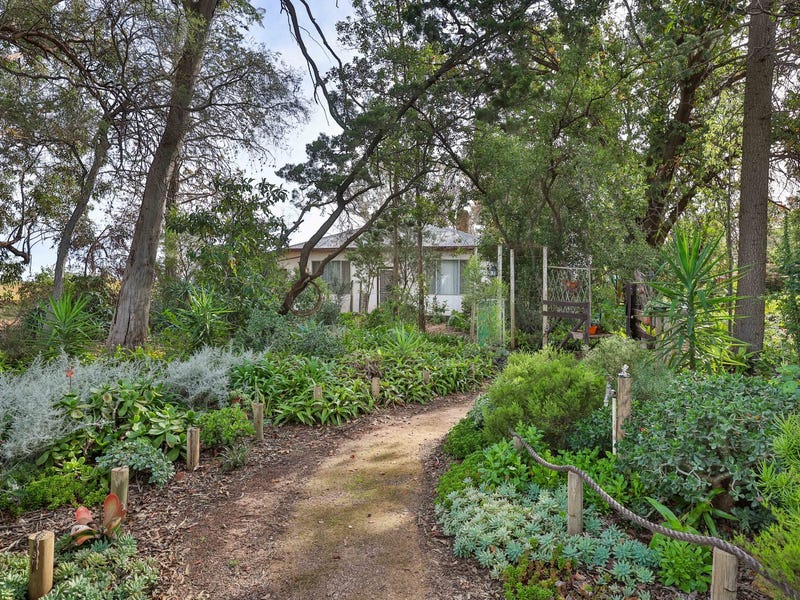 64 View Road, Cardross, VIC 3496