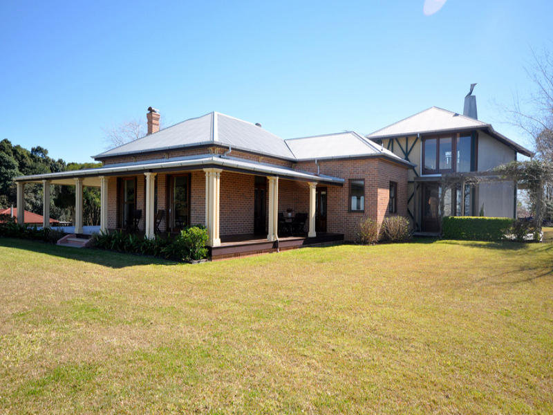 566a Mountain View Road, Maleny, Qld 4552 Property Details