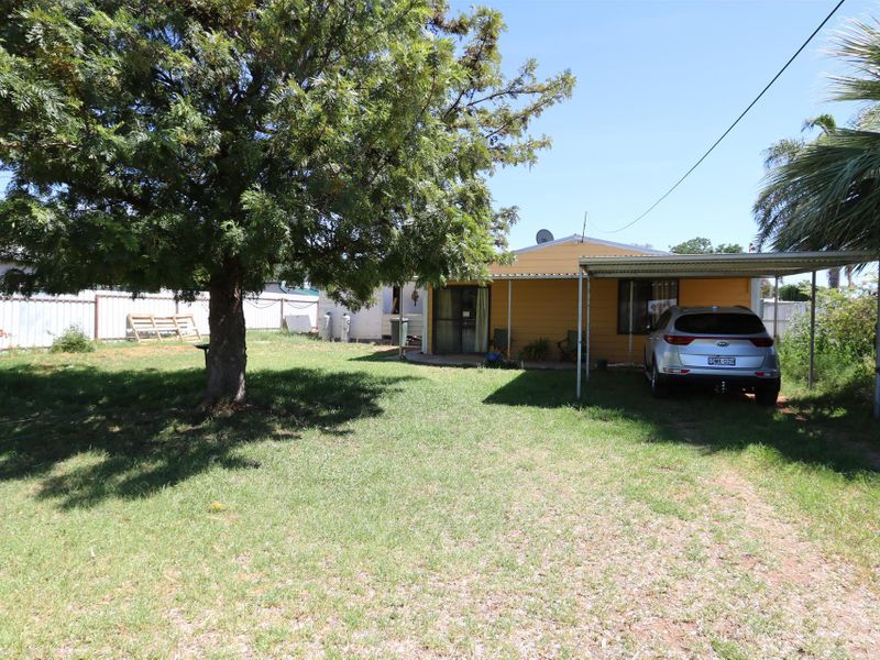 24 Holding Street, Menindee, NSW 2879 Property Details