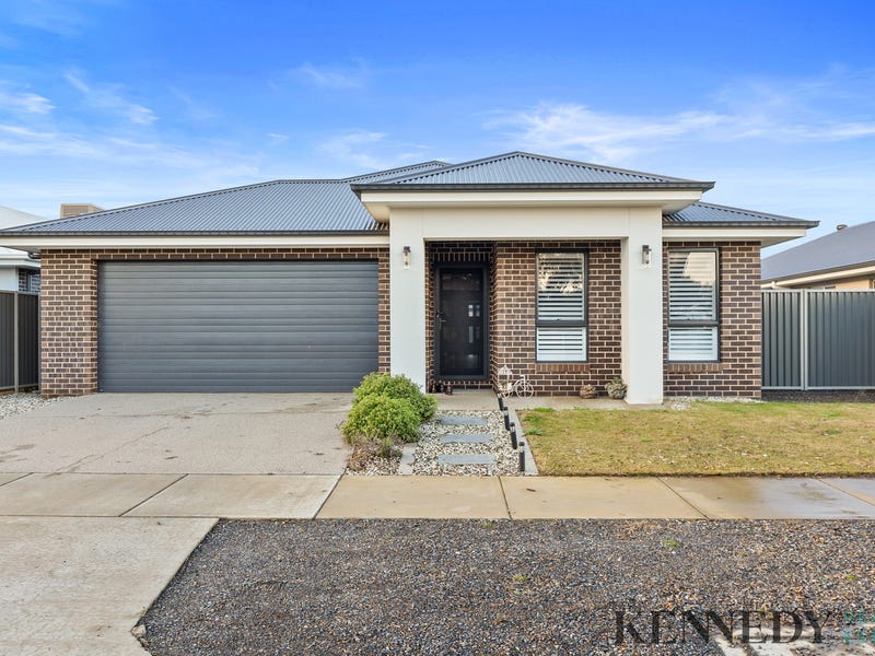57 Peter Thomson Circuit, Yarrawonga, Vic 3730 House for Rent