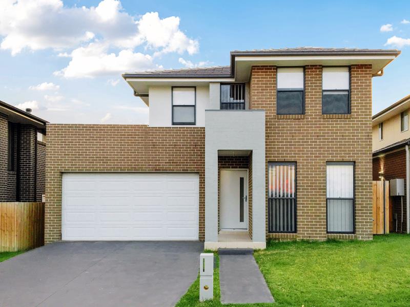8 Reeves Road, Edmondson Park, NSW 2174