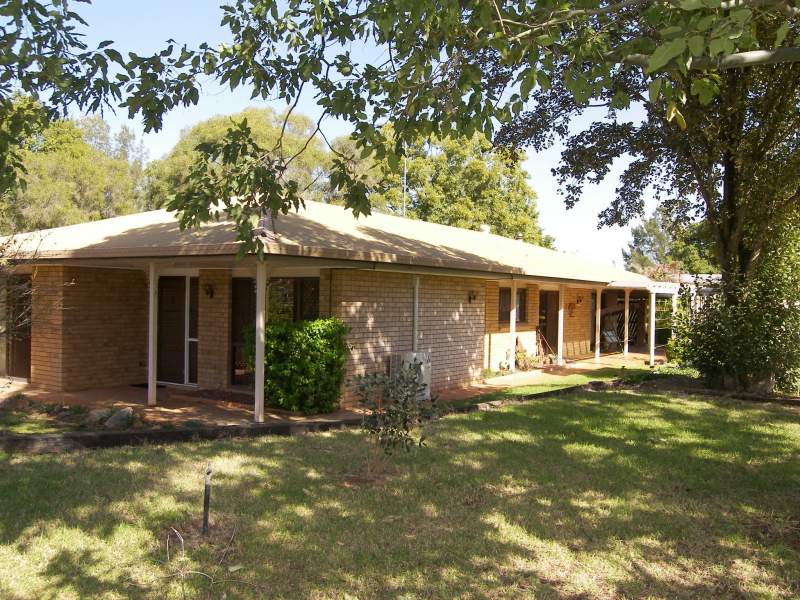 1 Murray Street, Pittsworth, QLD 4356