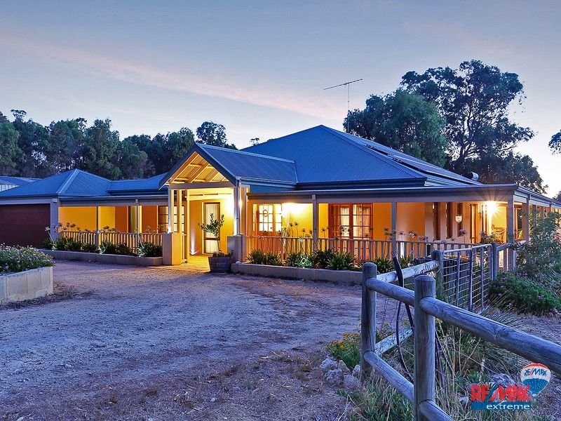 17 Citrus Court, Two Rocks, WA 6037