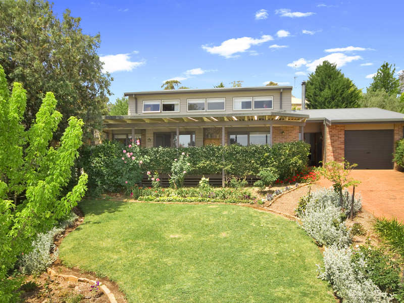 Property 112149499, Armidale, NSW 2350 Property Details