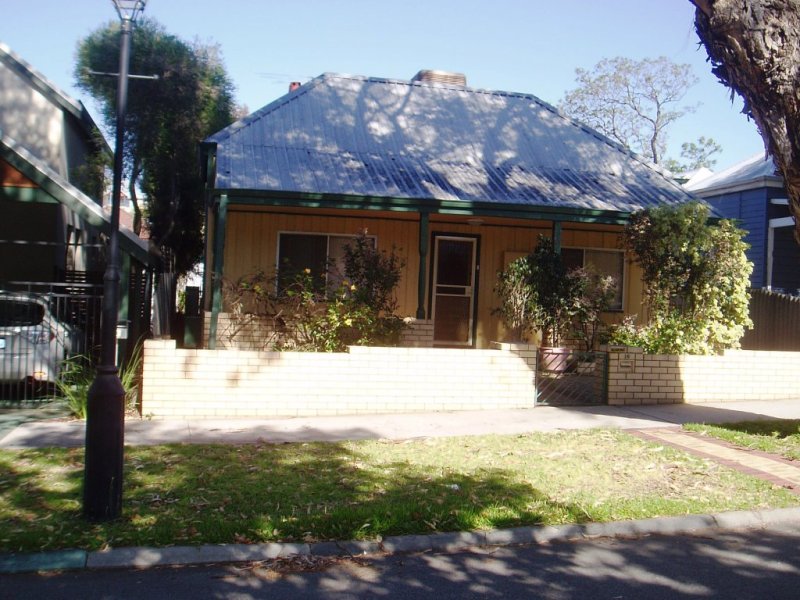 16 Lansdowne Street, Jolimont, WA 6014