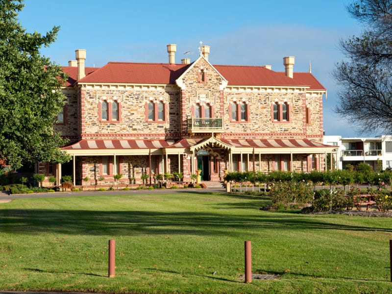 28 King Avenue, Hove, SA 5048