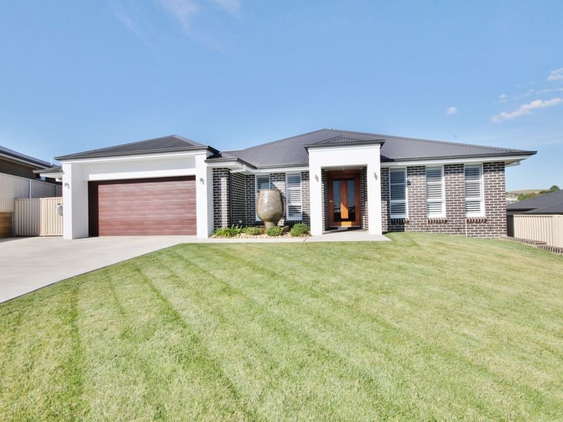 8 Jade Close, Kelso, NSW 2795 Property Details