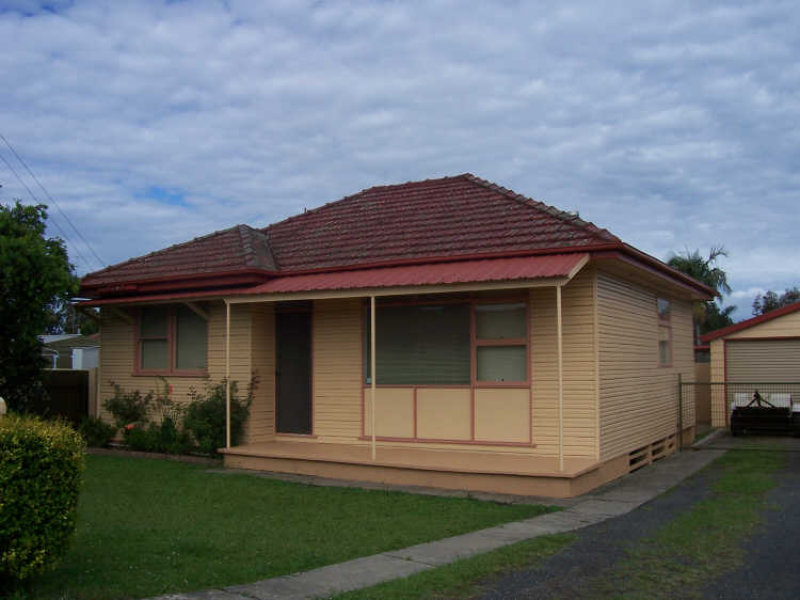 1 Lakelands Drive, Dapto, NSW 2530