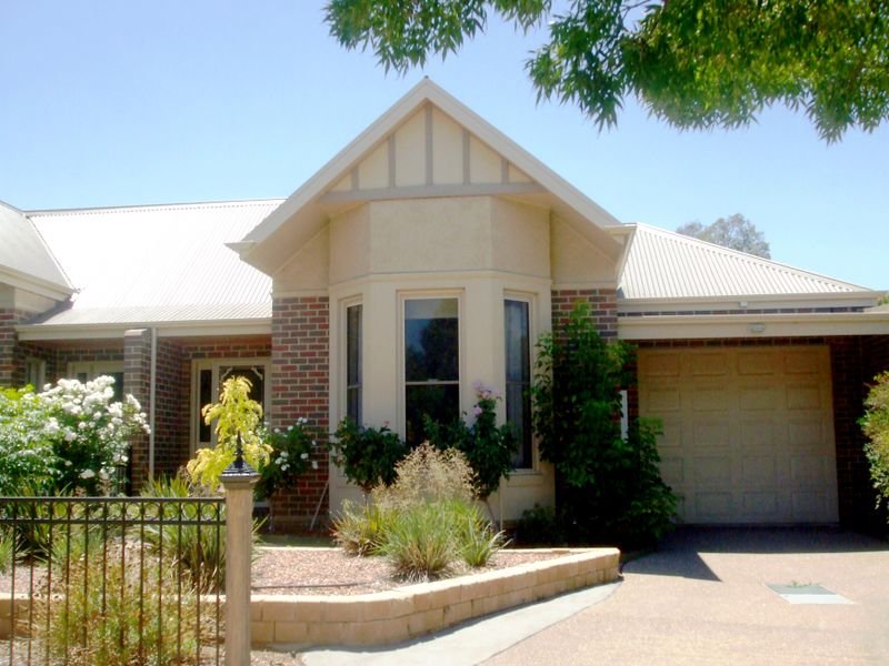 Unit 2,40 Francis Street, Echuca, Vic 3564 Property Details