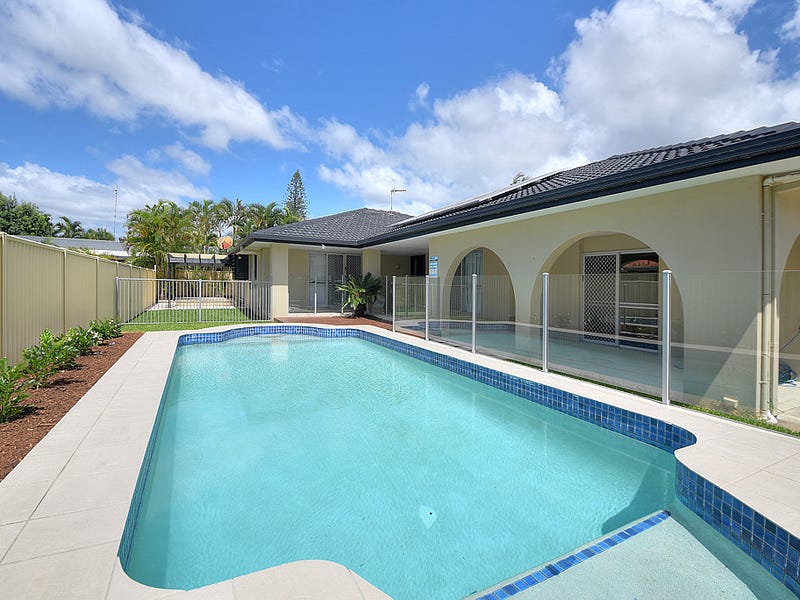 59 Arcadia Drive, Mermaid Waters, QLD 4218