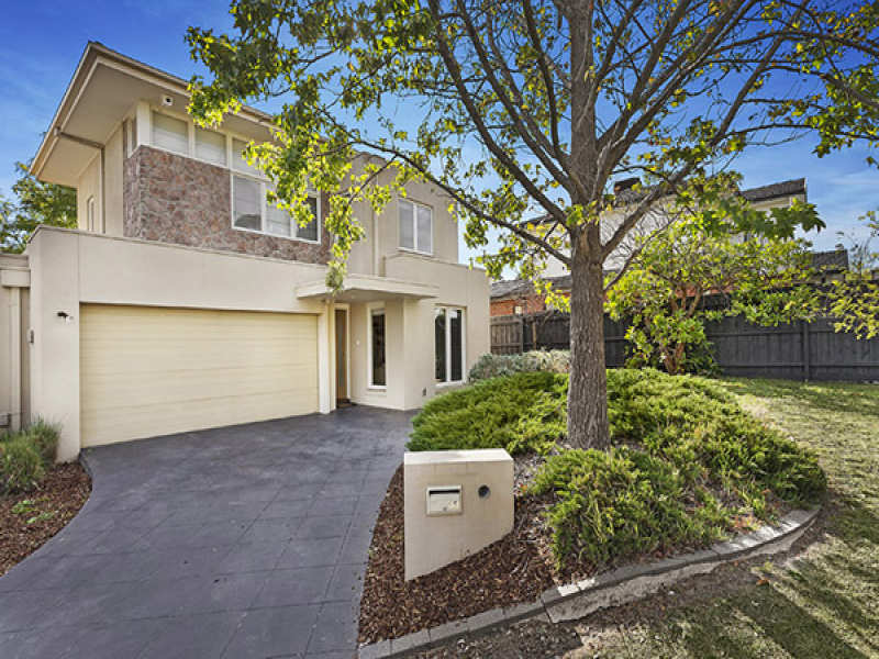 33 St Clems Road, Doncaster East, VIC 3109 - realestate.com.au