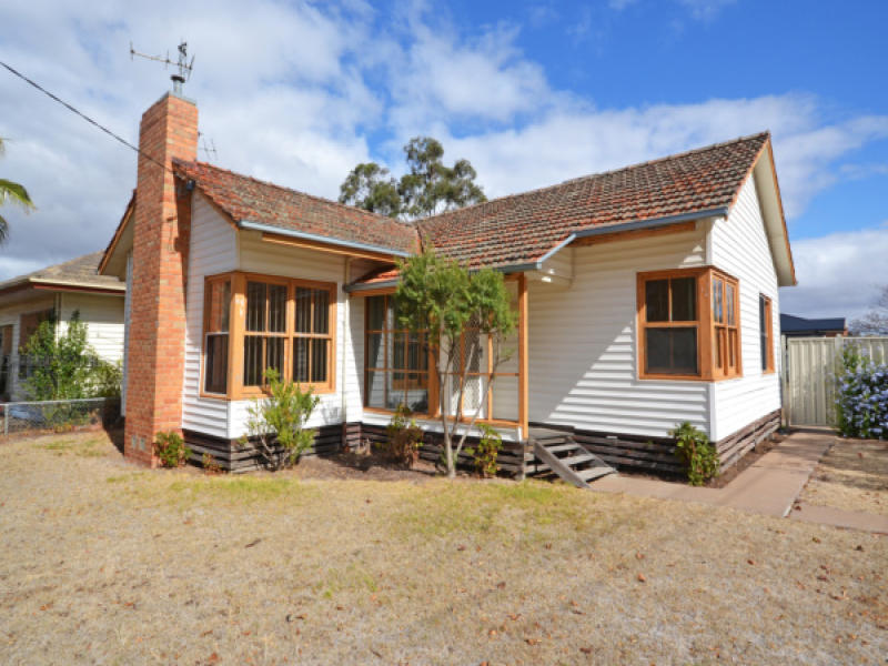 10 Sinclair Place, Horsham, Vic 3400 Property Details