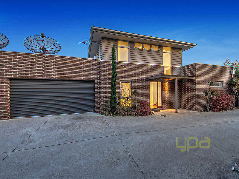 2/2 Dubbo Street, Albion, Vic 3020 Property Details