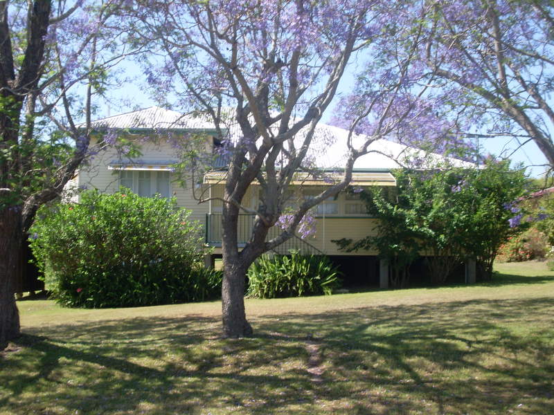 8 Coronation Drive, Murgon, Qld 4605 Property Details