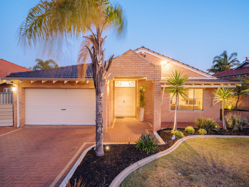 17 Meadowbrook Boulevard, Dianella, WA 6059 Property Details
