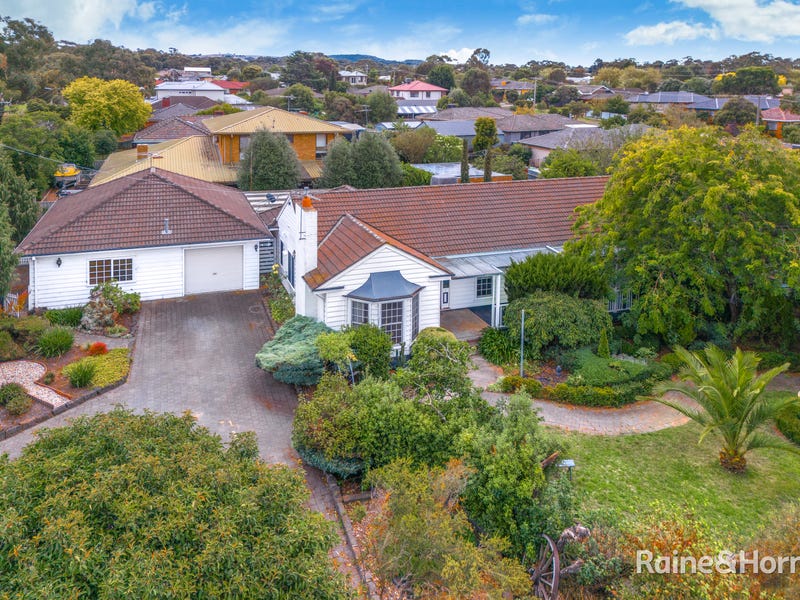3840 Riddell Road, Sunbury, VIC 3429