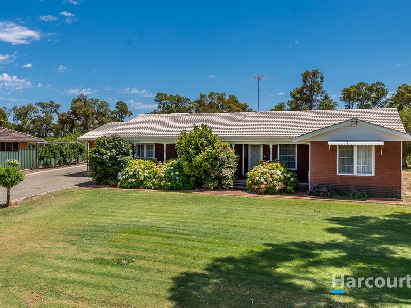 61 Robinson Street, Gingin, WA 6503 Property Details