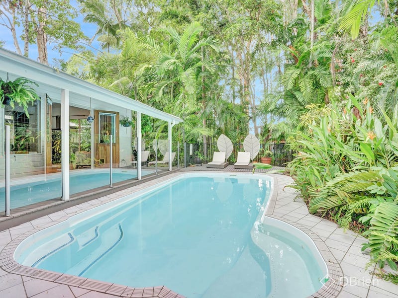 2 Legret Close, Clifton Beach, QLD 4879