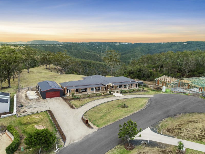 13 Zeller Avenue, Preston, QLD 4352