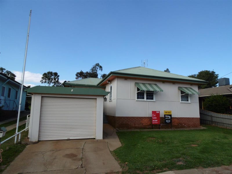 8 Peak Hill Road, Parkes, NSW 2870