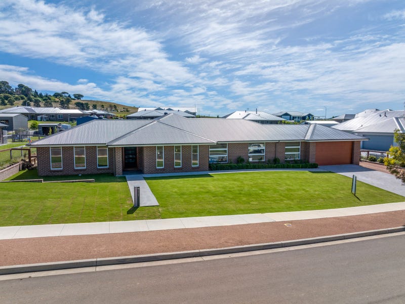 94 Sanctuary Drive, Goulburn, NSW 2580