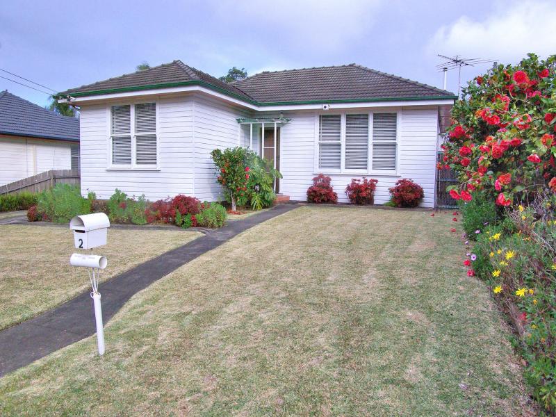 2 Trevone Street, Padstow, NSW 2211 Property Details