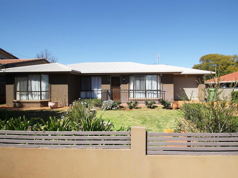 18 Faith Street, Rangeville, Qld 4350