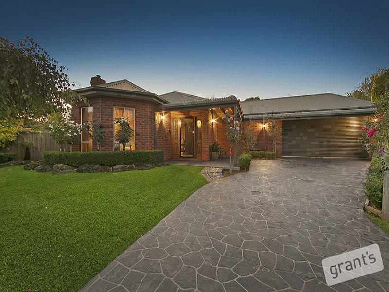 11 Dryden Court, Berwick, Vic 3806 Property Details