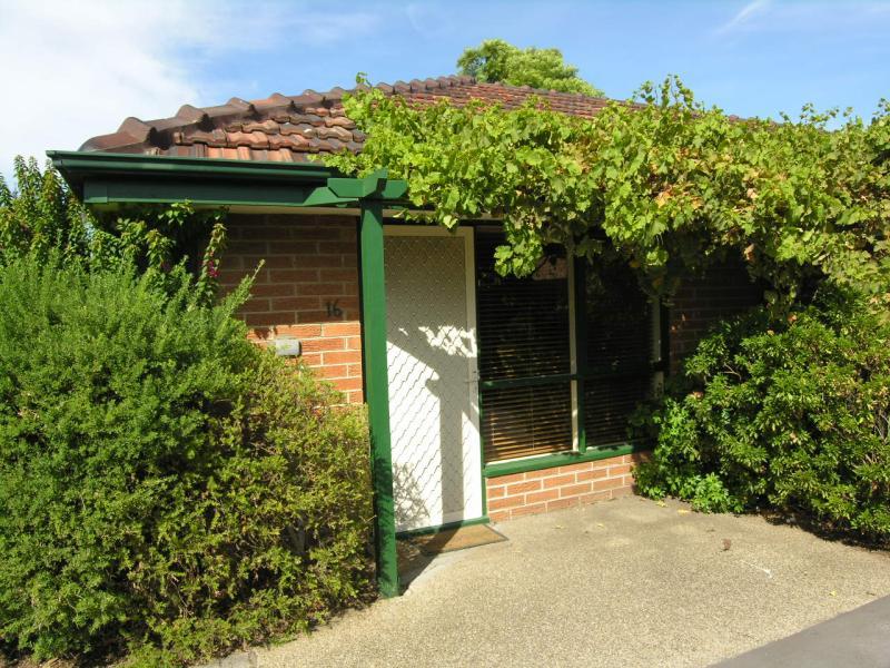 16/38 Canberra Street, Brunswick, VIC 3056