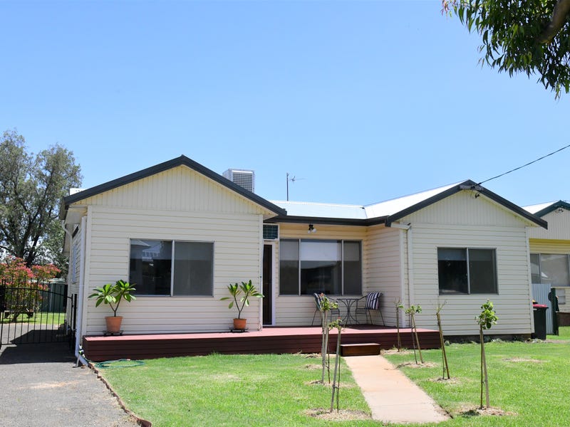 11 William Morris Avenue, Narrabri, NSW 2390 House for Sale