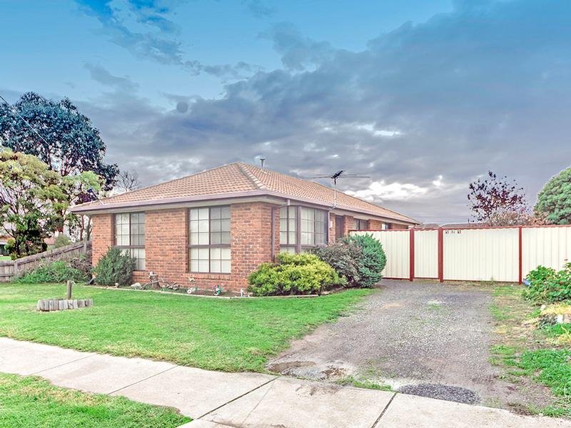 121 Rosella Avenue, Werribee, Vic 3030 Property Details