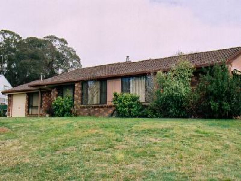 13 Church Road, Moss Vale, NSW 2577